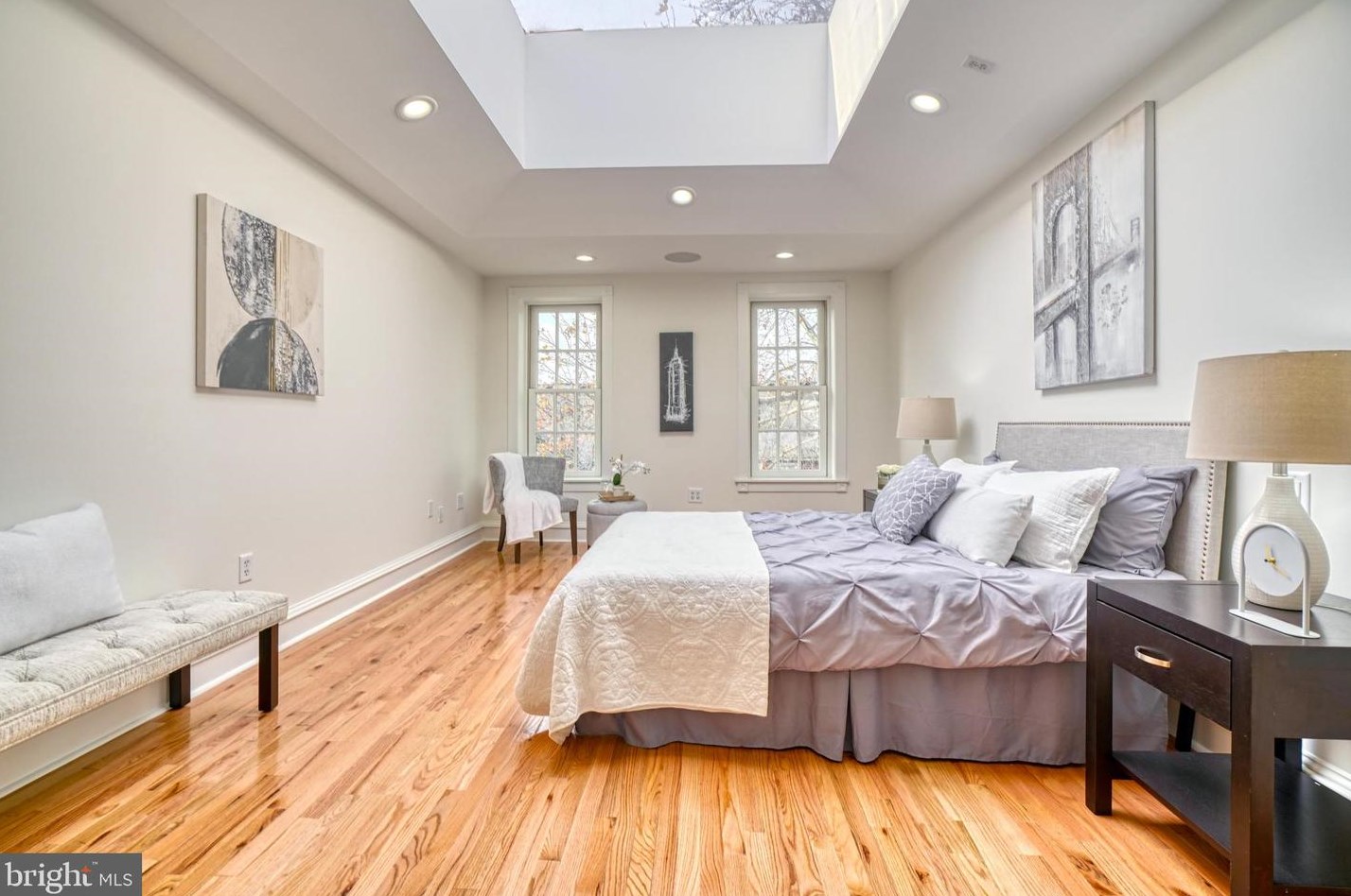 811 Sharp St, Baltimore MD  21230-3613 exterior