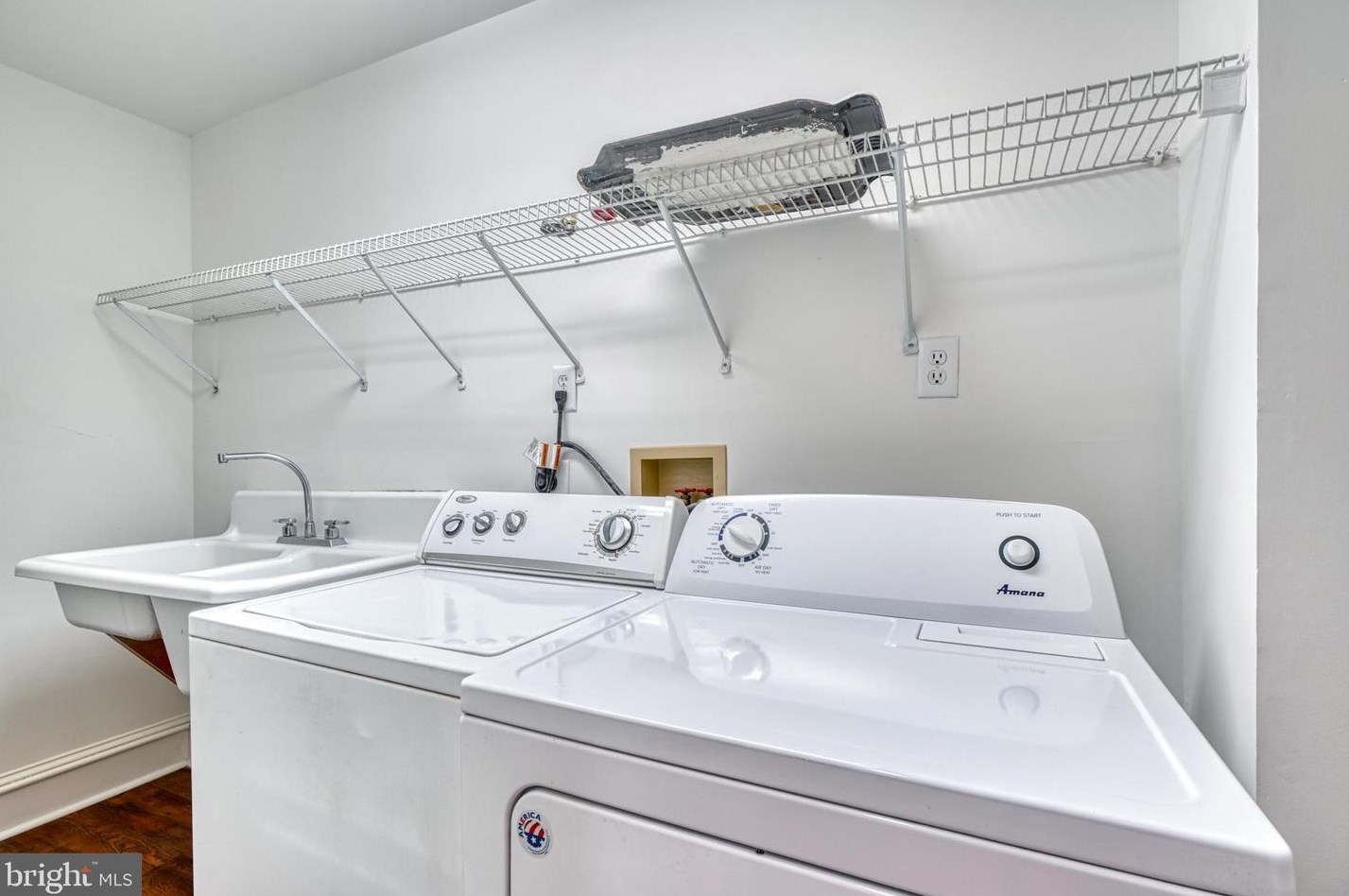 811 Sharp St, Baltimore MD  21230-3613 exterior