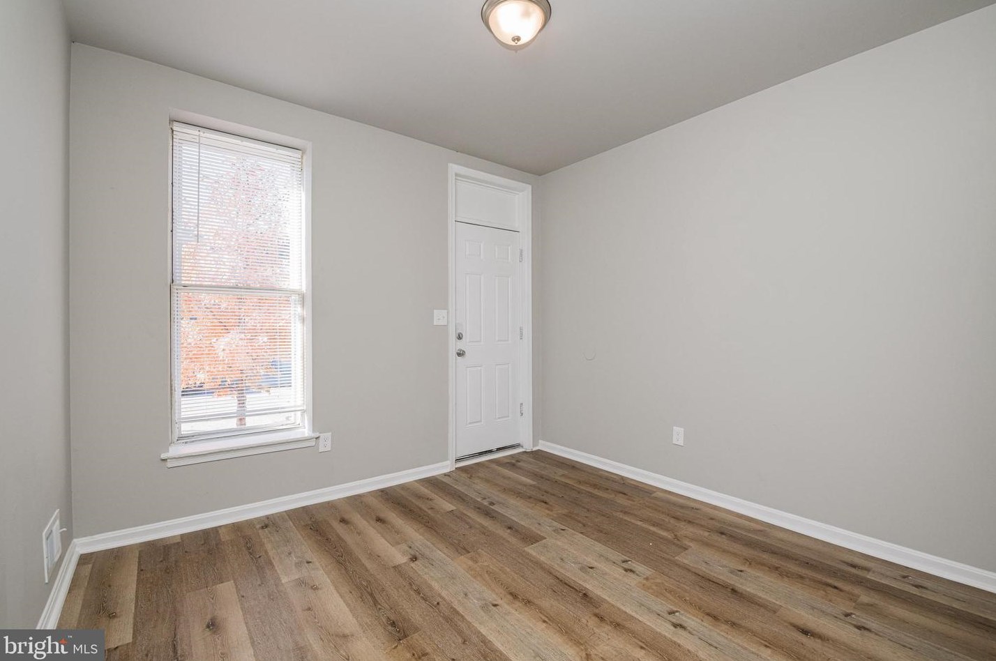 527 Patterson Park Ave, Baltimore, MD 21231-3129