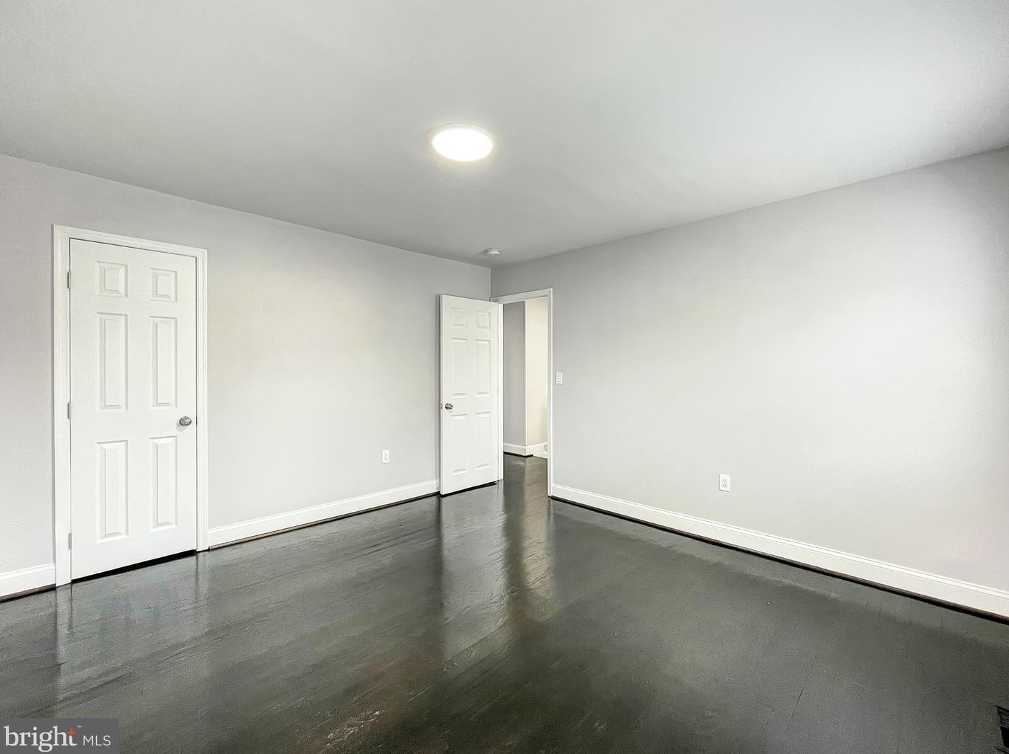 827 Lyndhurst St, Baltimore MD  21229-1956 exterior
