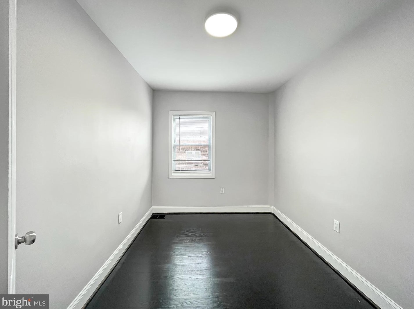 827 Lyndhurst St, Baltimore MD  21229-1956 exterior