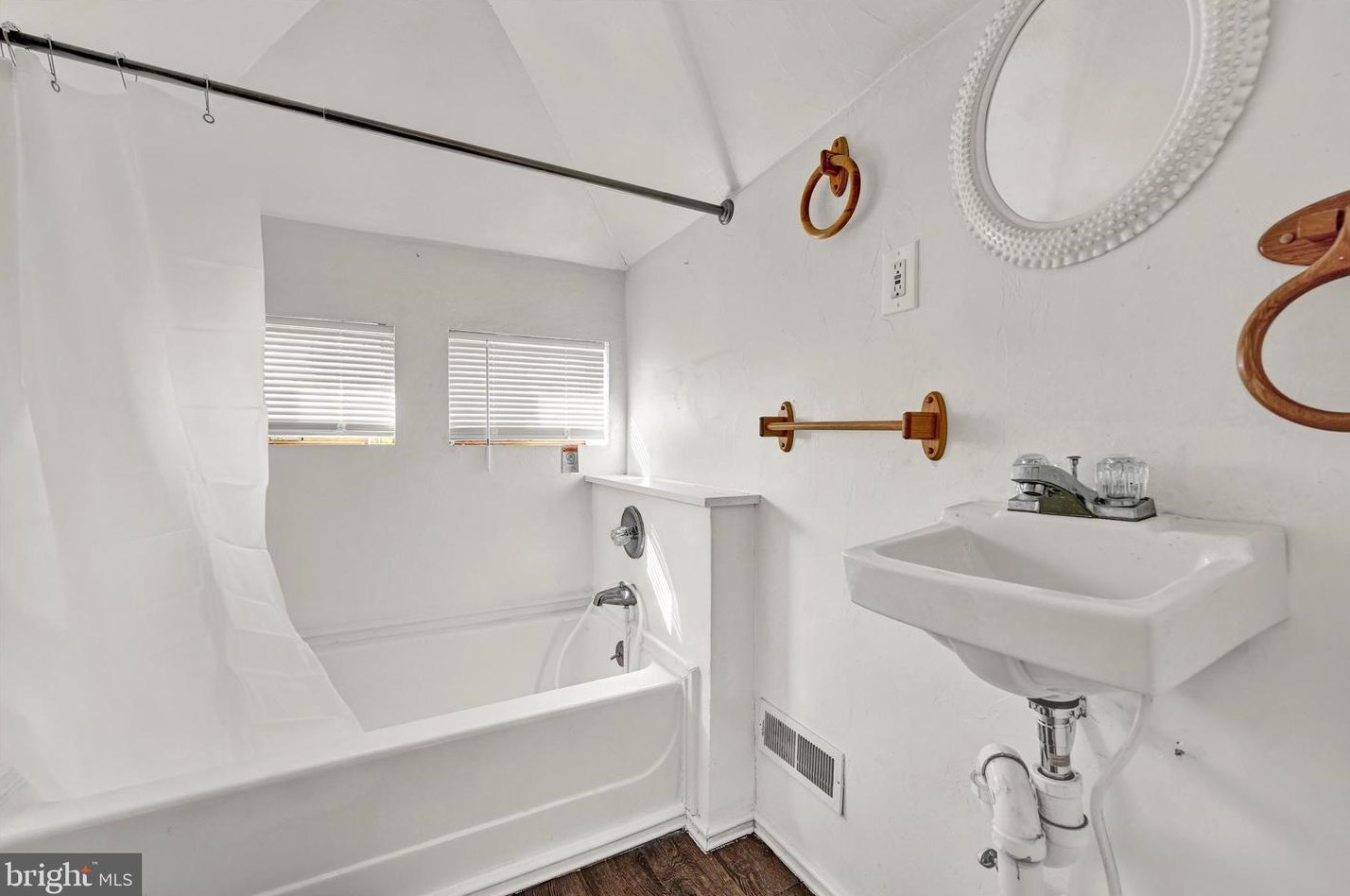 3919 Wilkens Ave, Baltimore MD  21229-5037 exterior