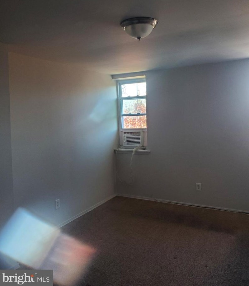 511 Port St, Baltimore MD  21205-2528 exterior