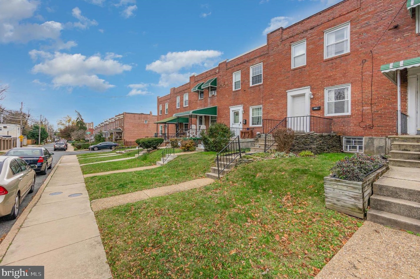 4234 Evans Chapel Rd, Baltimore, MD 21211-1615