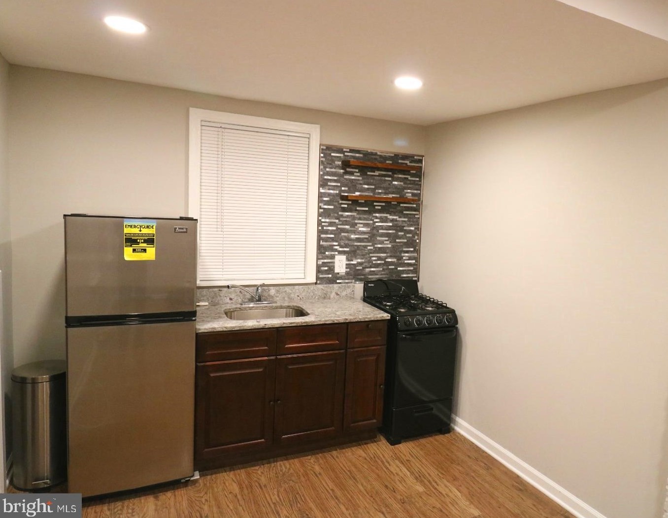 244 S Exeter St #5, Baltimore, MD 21202