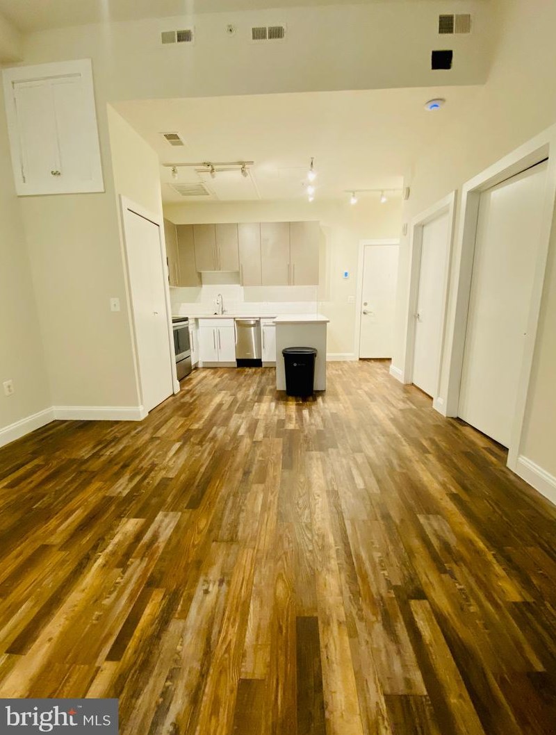 8 E Fayette St #203, Baltimore, MD 21202