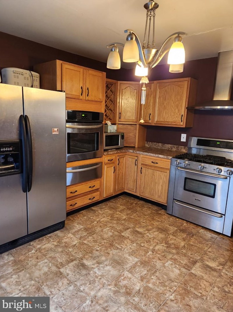 3709 4th St, Baltimore MD  21225-2026 exterior