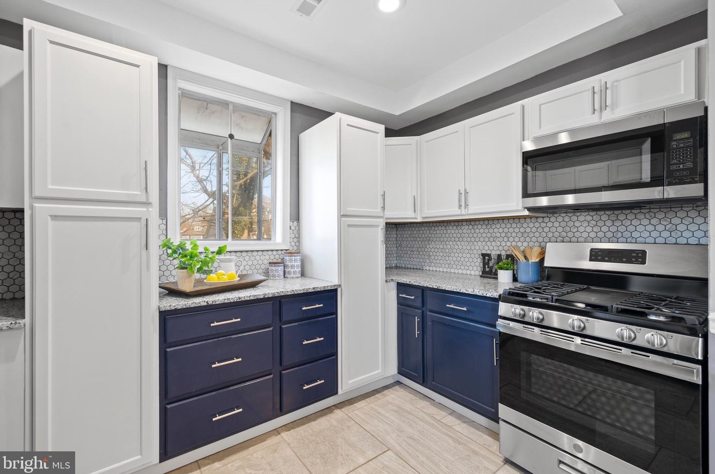 3214 Berkshire Rd, Baltimore MD  21214-3406 exterior