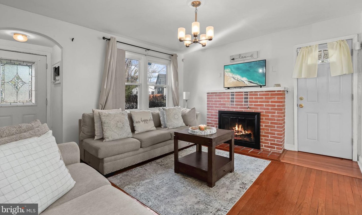 4307 Glenarm Ave, Baltimore MD  21206-2623 exterior