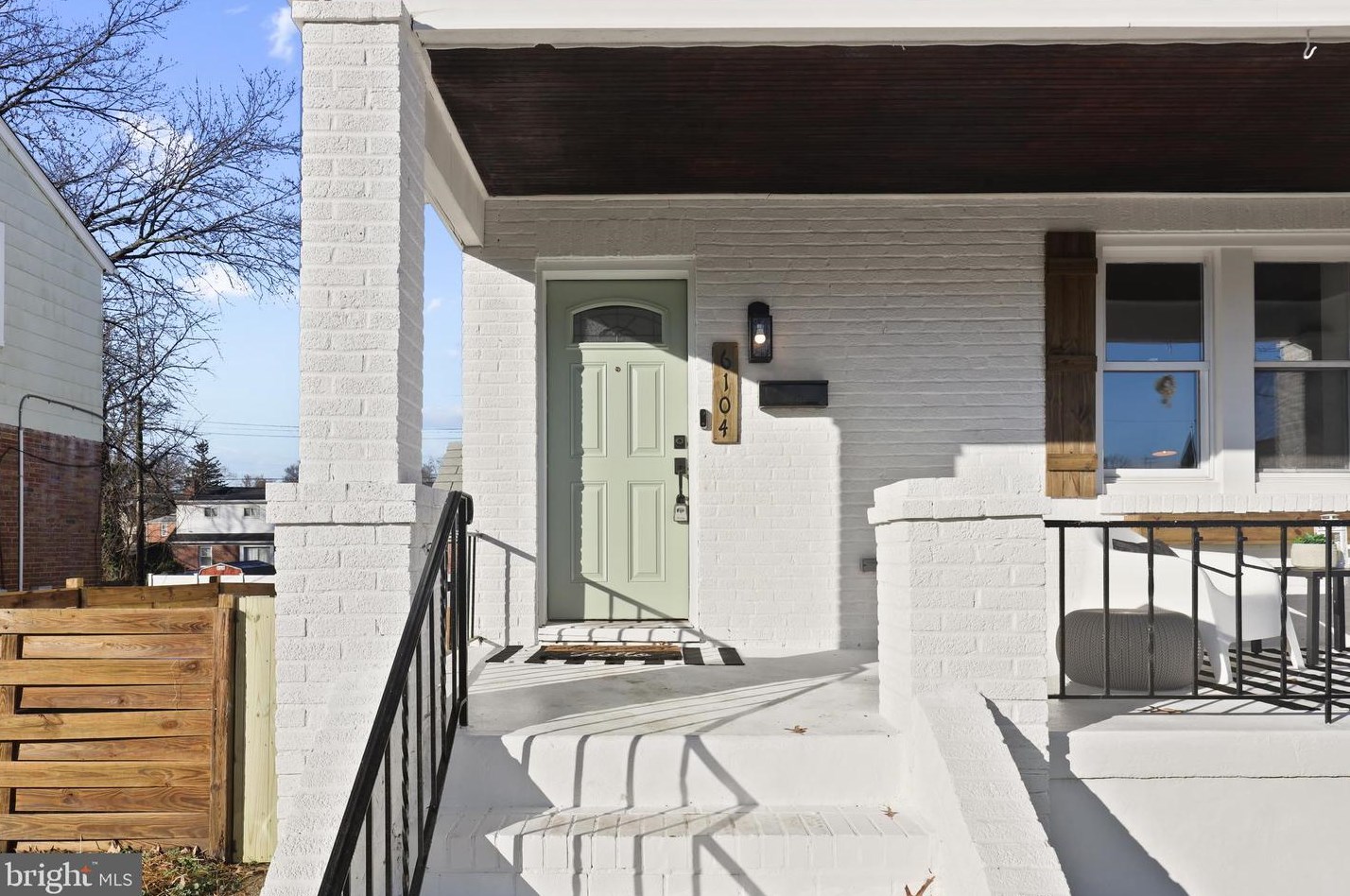 6104 Moyer Ave, Baltimore, MD 21206-2353