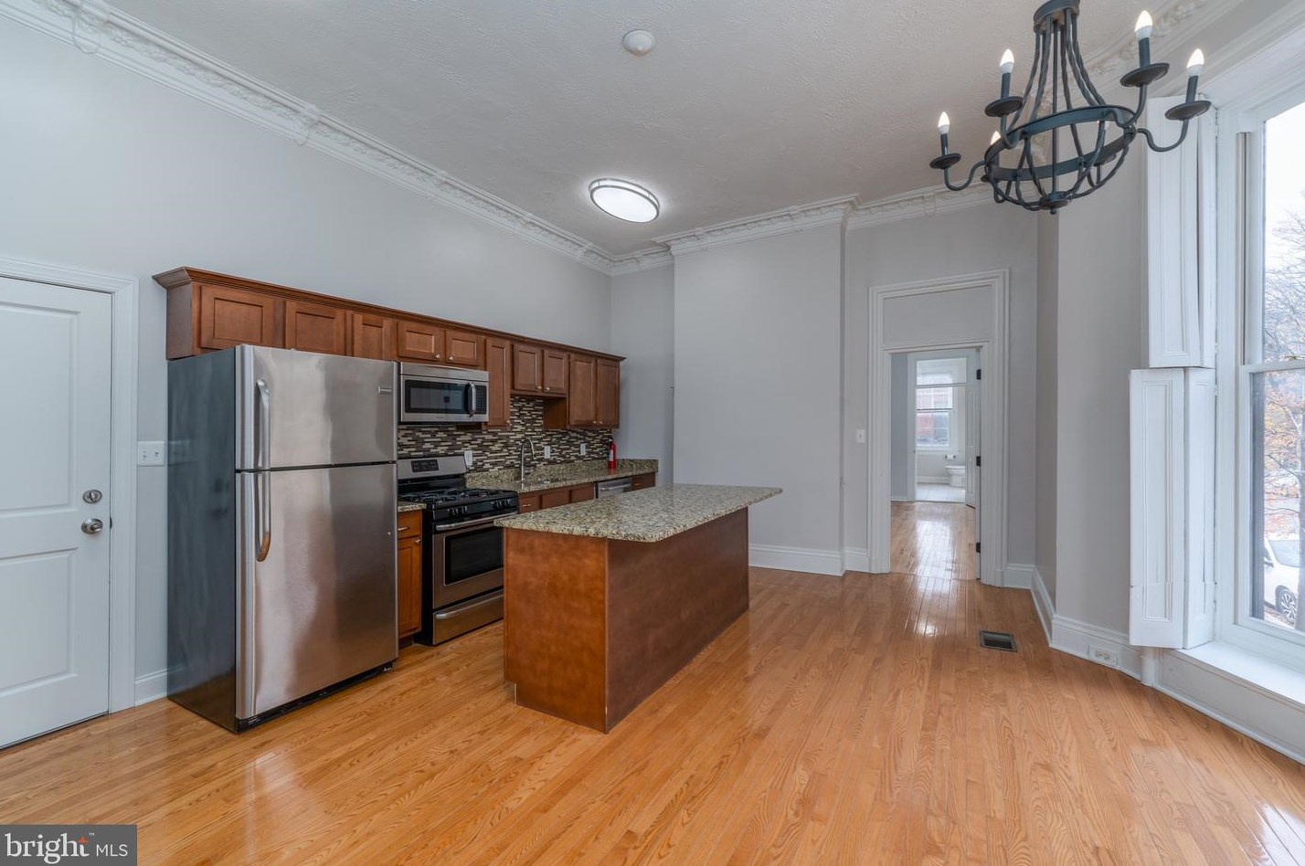 1734 Bolton St, Baltimore MD  21217-4329 exterior