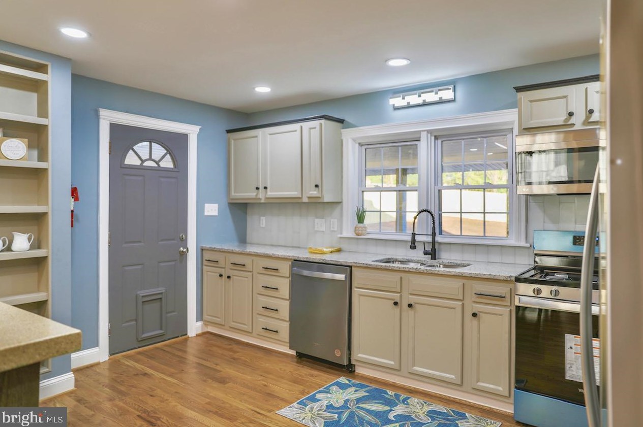 6513 Brook Ave, Baltimore MD  21206-1848 exterior