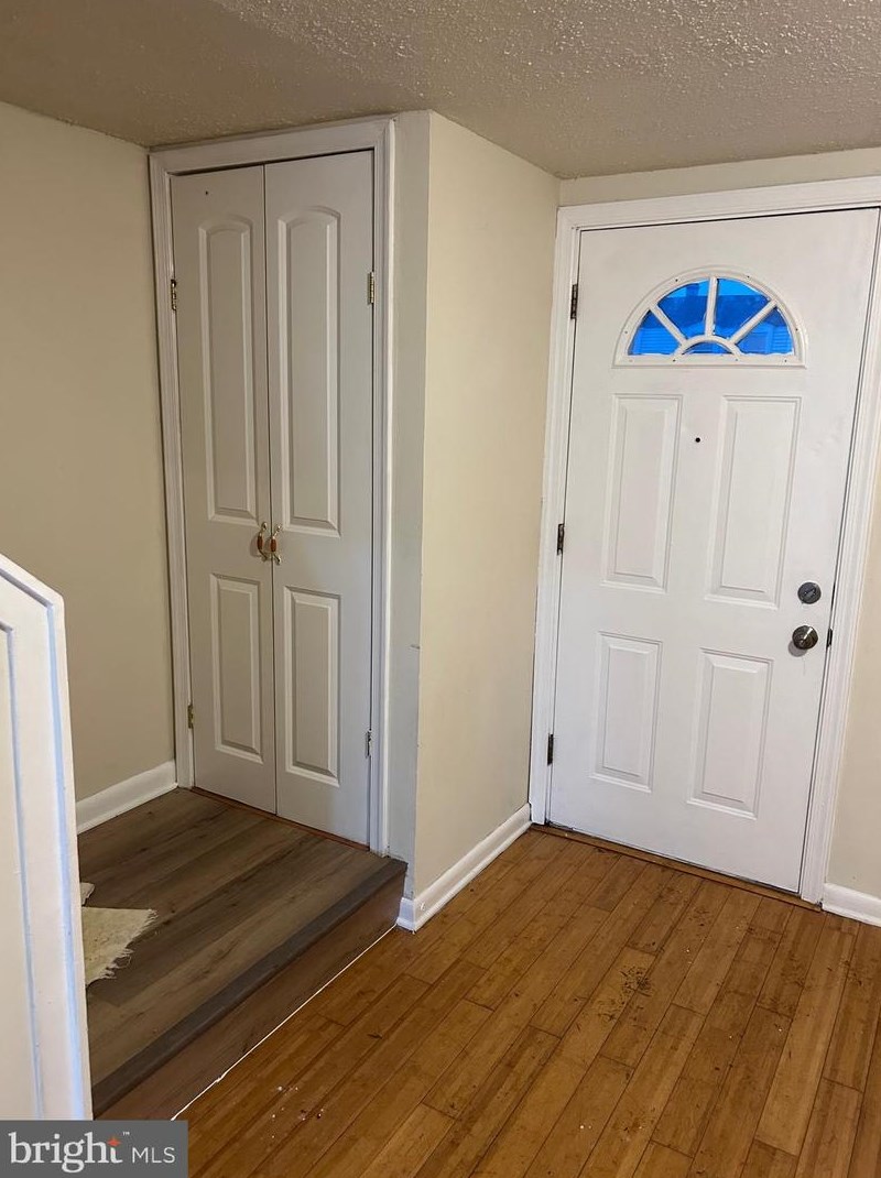 2918 Mallview Rd, Baltimore, MD 21230-3318