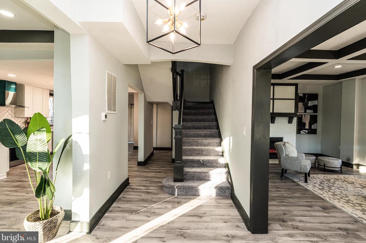 3910 Chatham Rd, Baltimore, MD 21207-7609