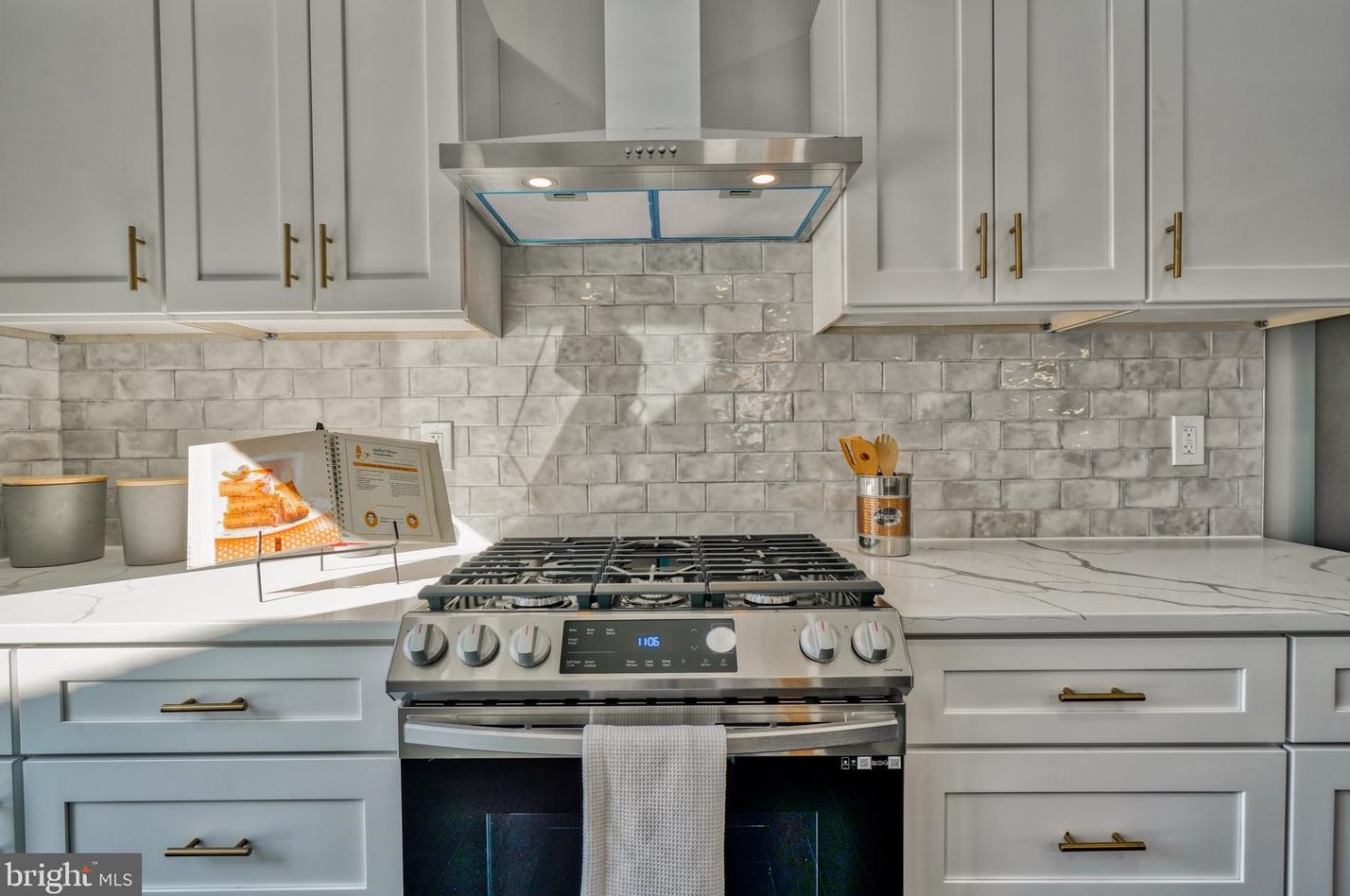 3011 Rosalie Ave, Baltimore MD  21234-7801 exterior