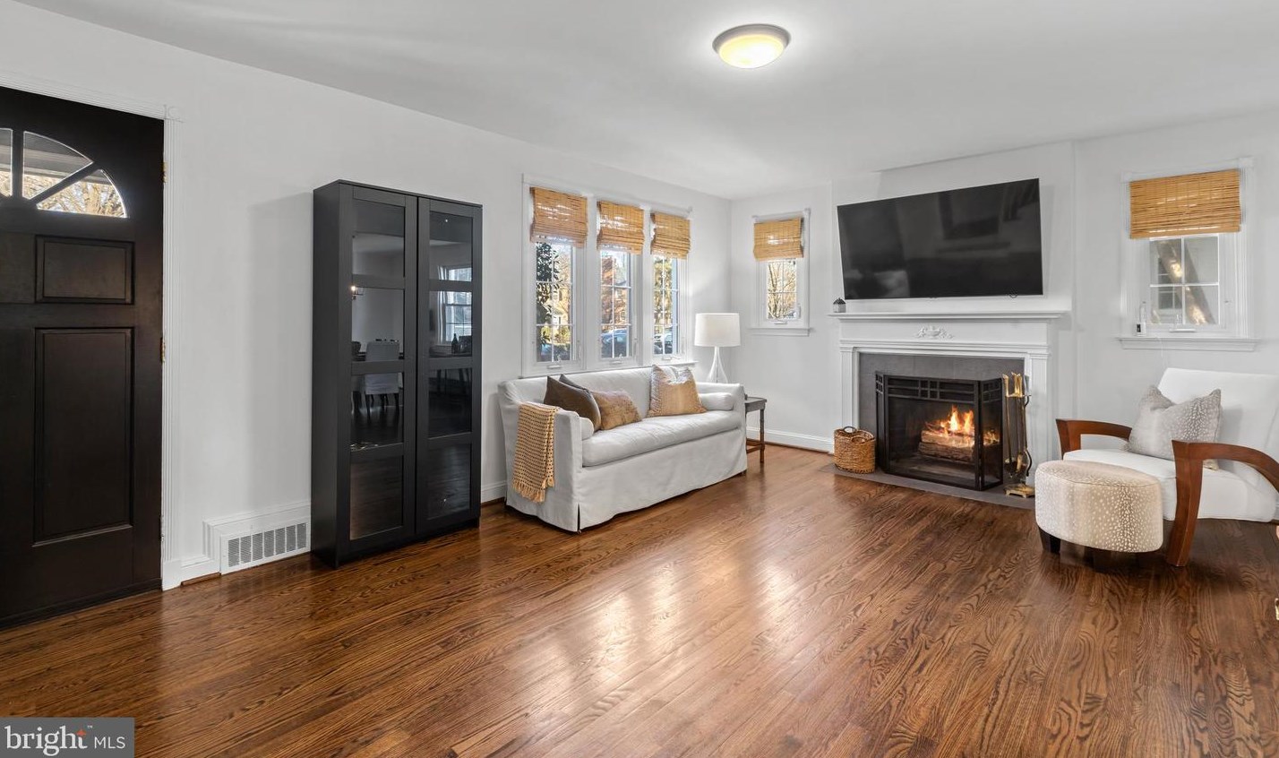 309 Woodbourne Ave, Baltimore MD  21212-3826 exterior