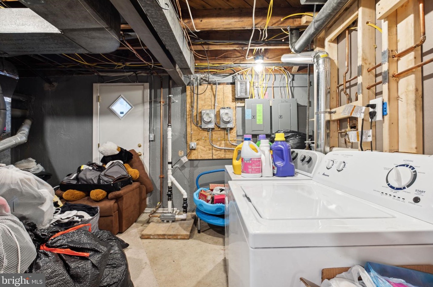 3106 Woodring Ave, Baltimore MD 21234-7916 exterior