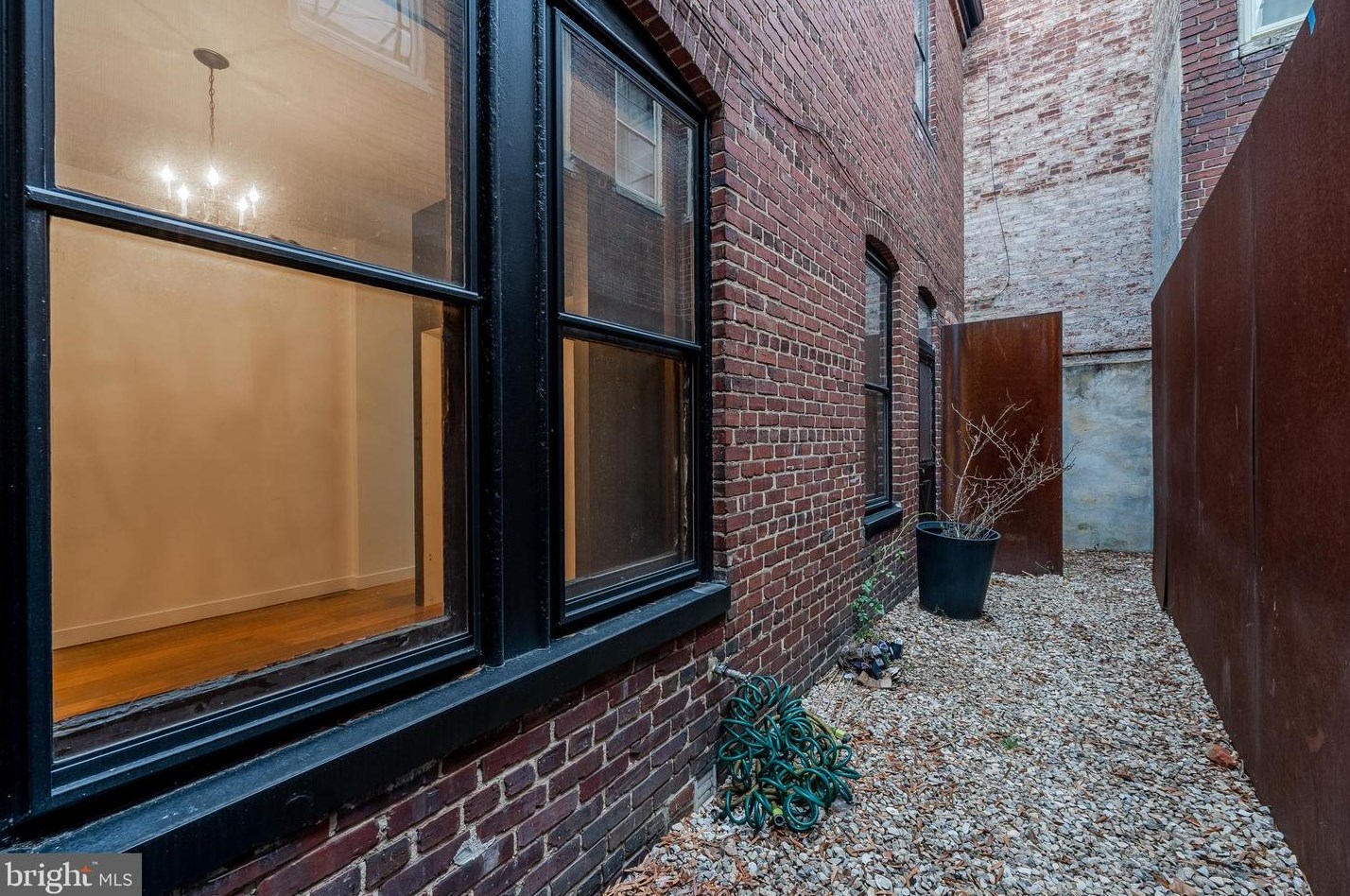 1910 Fleet St, Baltimore MD  21231-3021 exterior