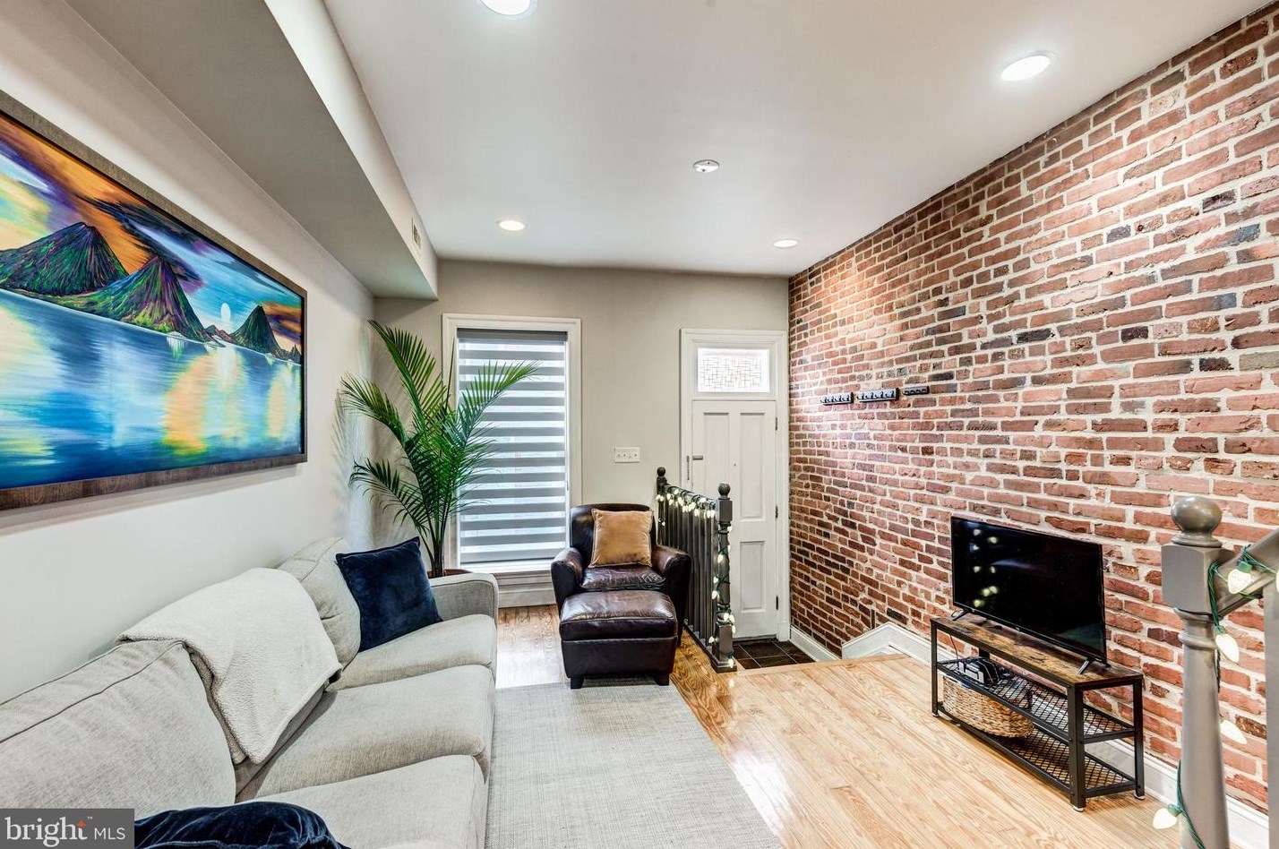 16 Glover St, Baltimore MD  21224-1139 exterior