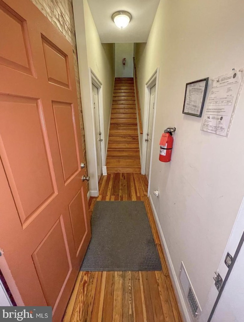 221 E 25th St, Baltimore, MD 21218