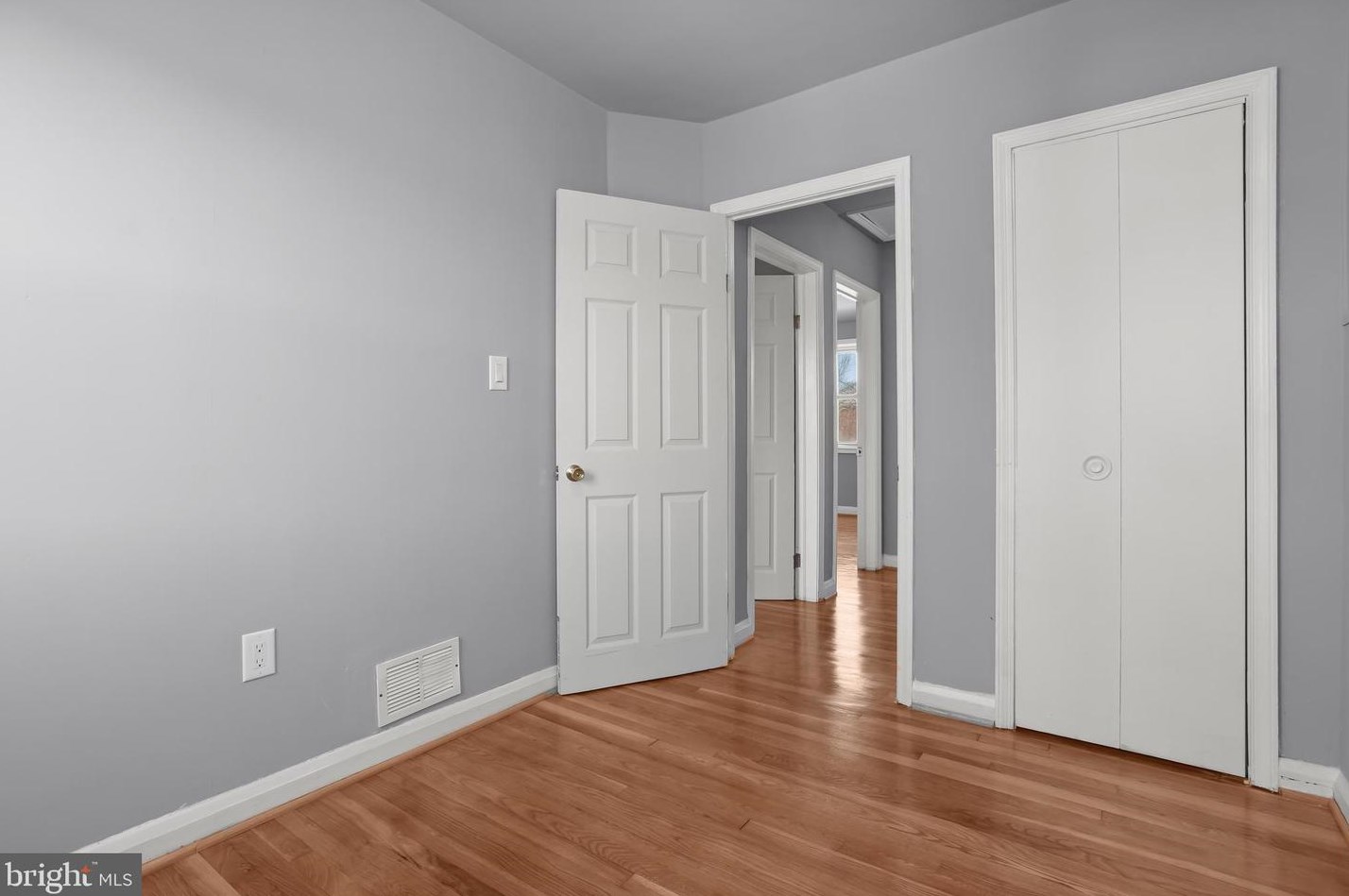 6220 Falkirk Rd, Baltimore MD 21239-1637 exterior