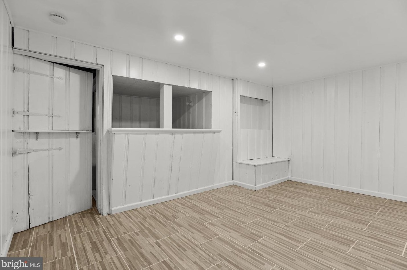 6220 Falkirk Rd, Baltimore MD 21239-1637 exterior