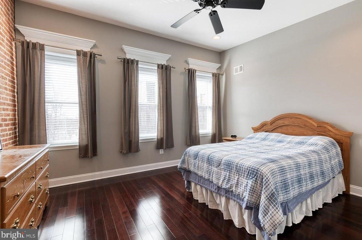 1339 Charles St, Baltimore MD  21230-4226 exterior