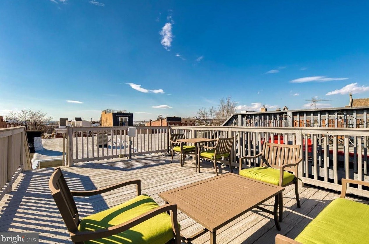 1339 Charles St, Baltimore MD  21230-4226 exterior