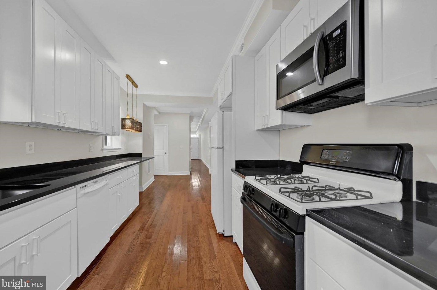 2505 Foster Ave, Baltimore MD  21224-3746 exterior