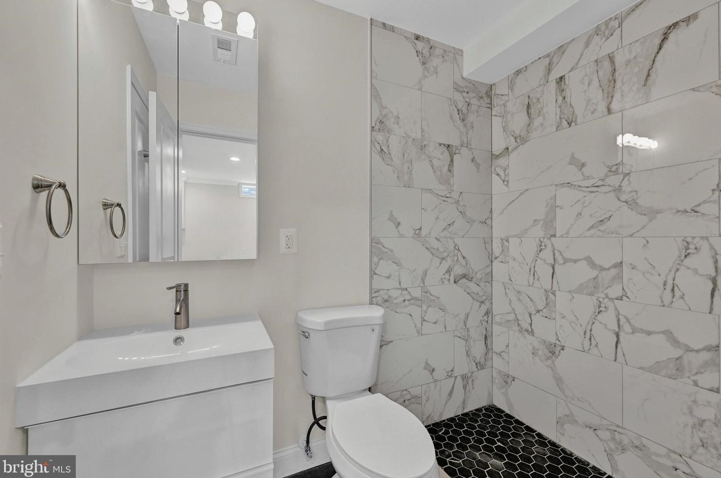2505 Foster Ave, Baltimore MD  21224-3746 exterior