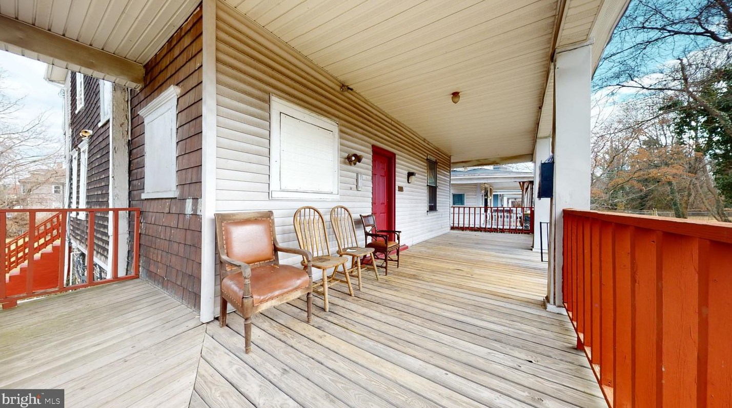 3011 Garrison Blvd, Baltimore, MD 21216-1324