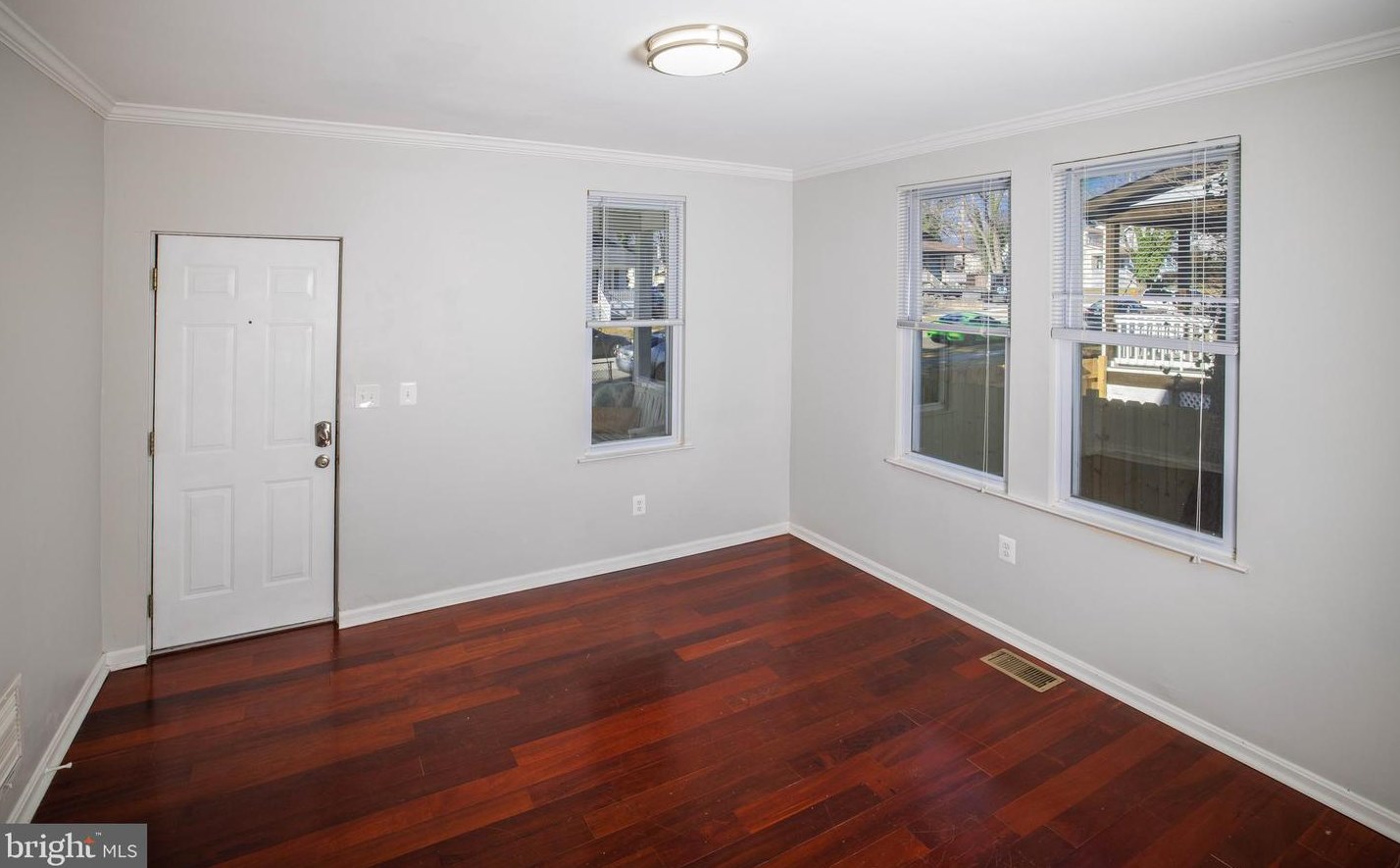 2911 Oak Hill Ave, Baltimore, MD 21207