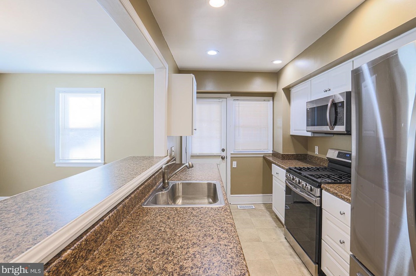 3151 Woodring Ave, Baltimore MD  21234-7830 exterior