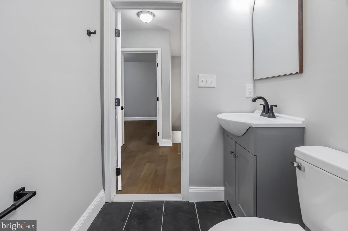 5007 Plymouth Rd, Baltimore MD 21208-6035 exterior