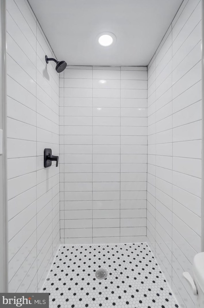 5007 Plymouth Rd, Baltimore MD 21208-6035 exterior