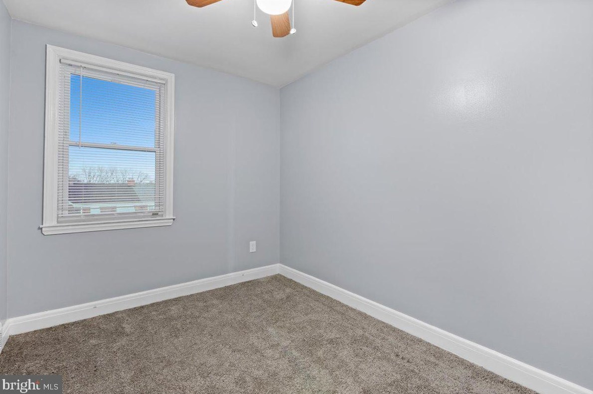 835 Stamford Rd, Baltimore MD  21229-1223 exterior