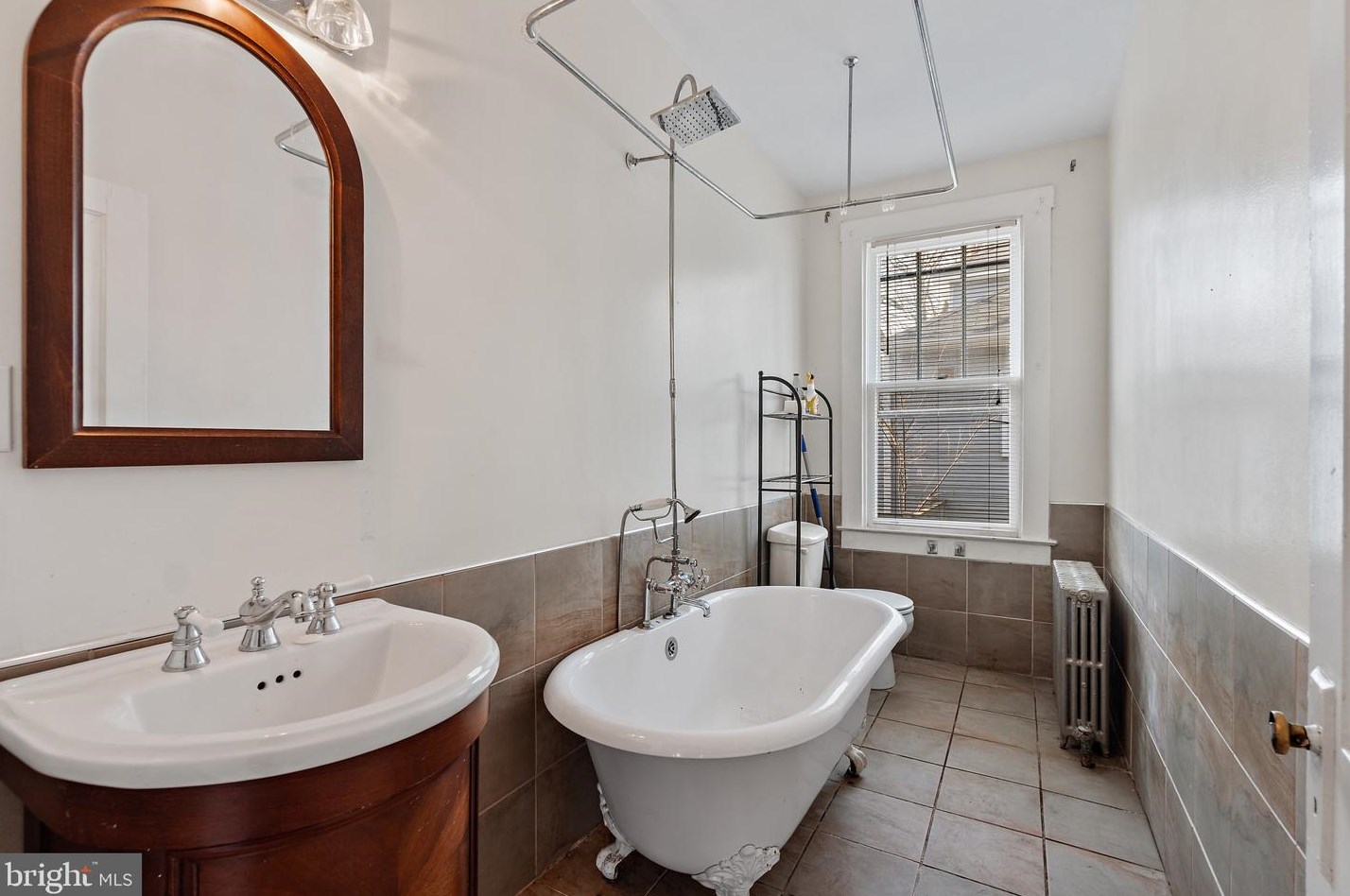 2921 Glenmore Ave, Baltimore MD 21214-1854 exterior