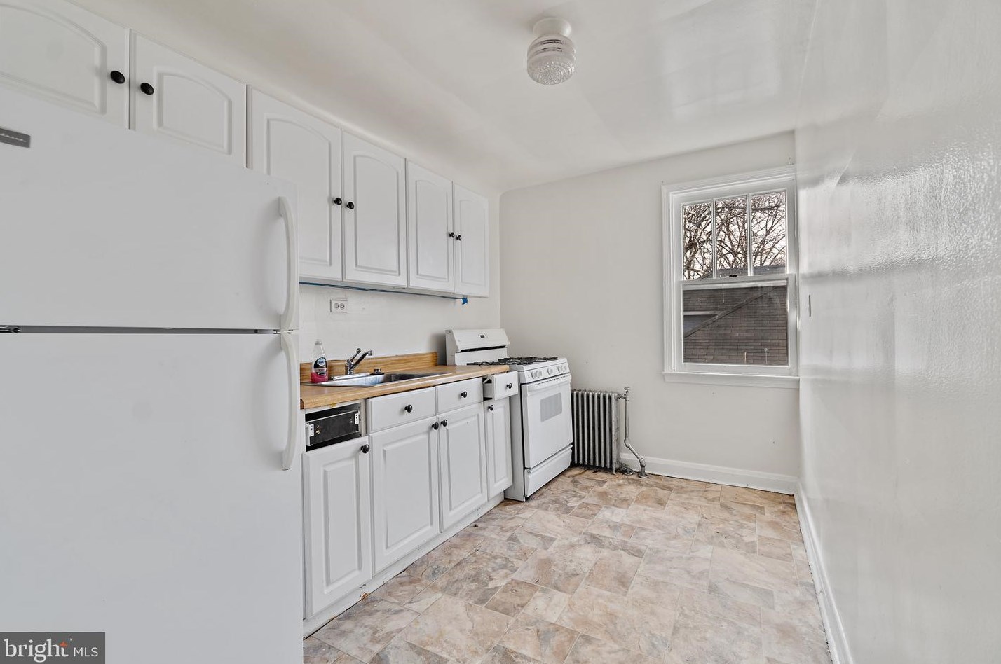 2921 Glenmore Ave, Baltimore MD 21214-1854 exterior