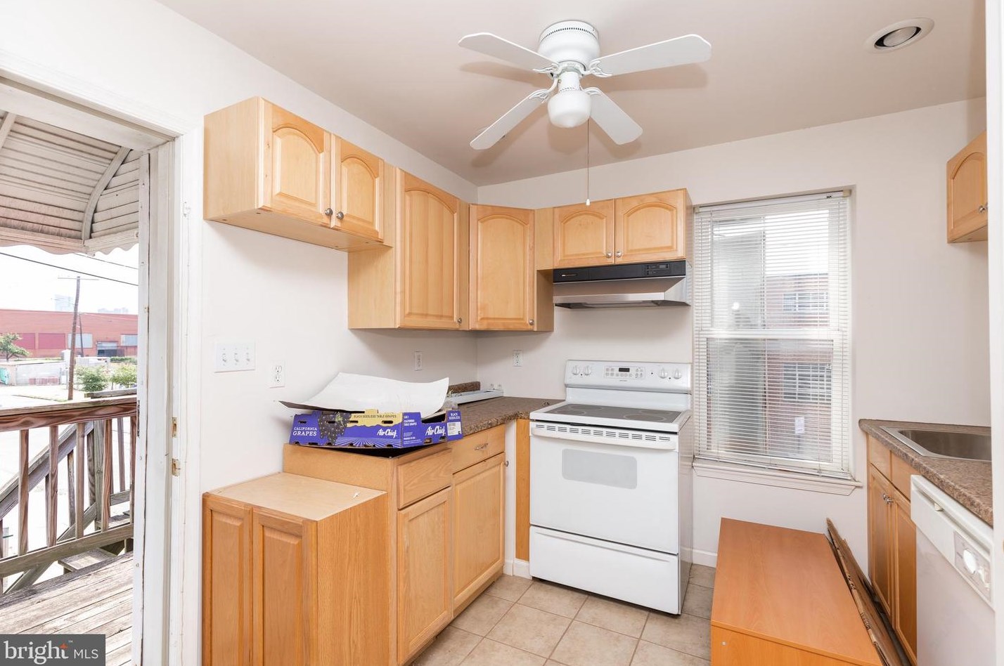 1539 Bush St, Baltimore MD  21230-1927 exterior