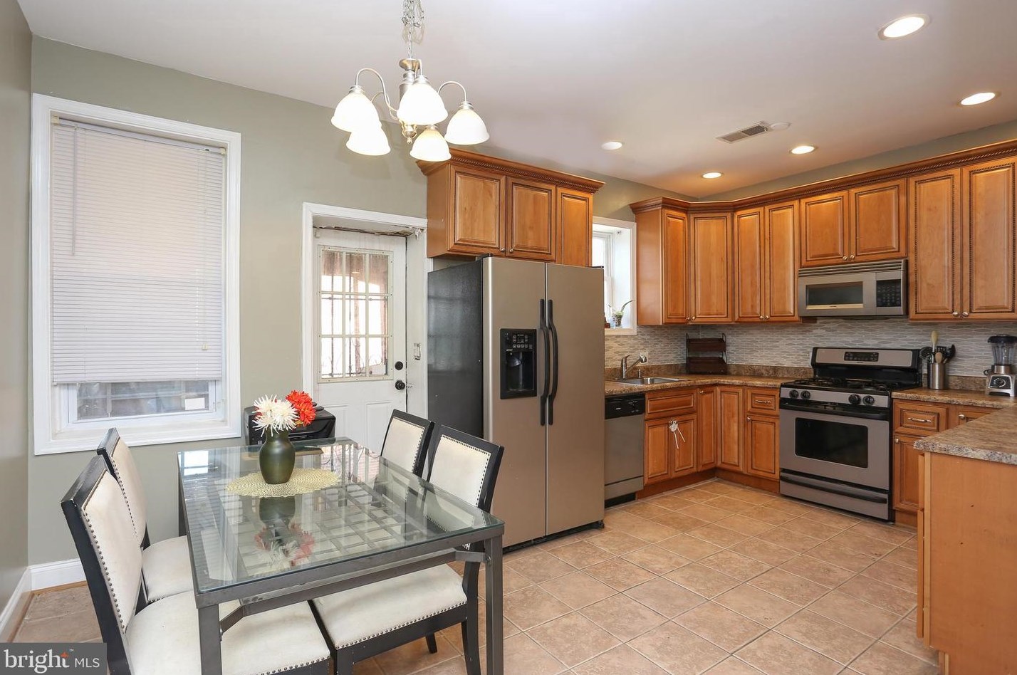 3706 Harlem Ave, Baltimore, MD 21229
