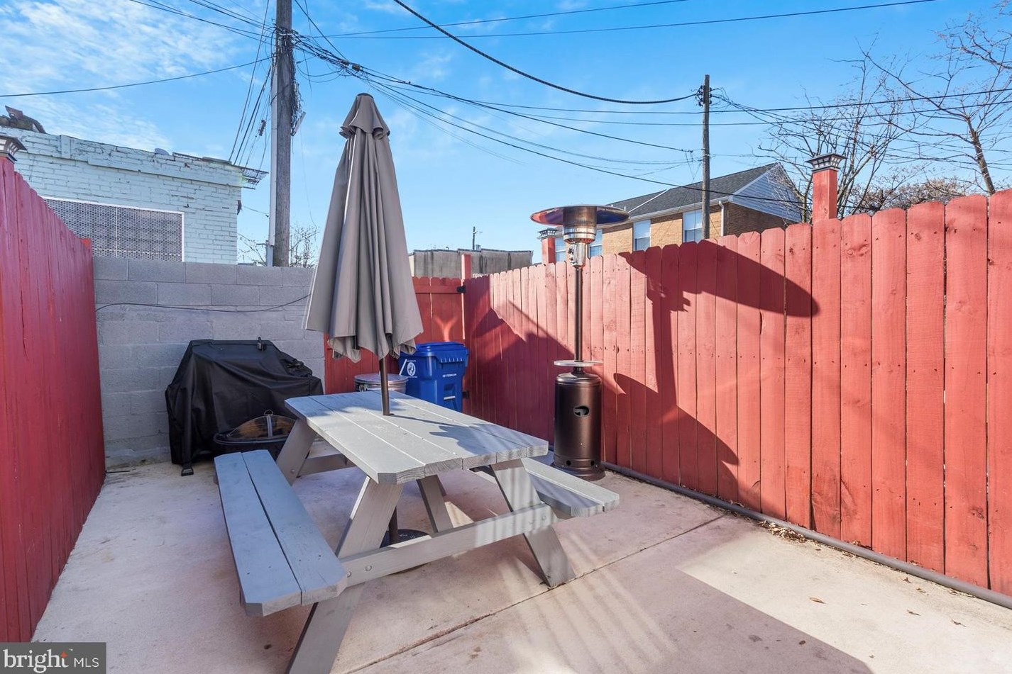 2335 Mcelderry St, Baltimore MD  21205-2442 exterior