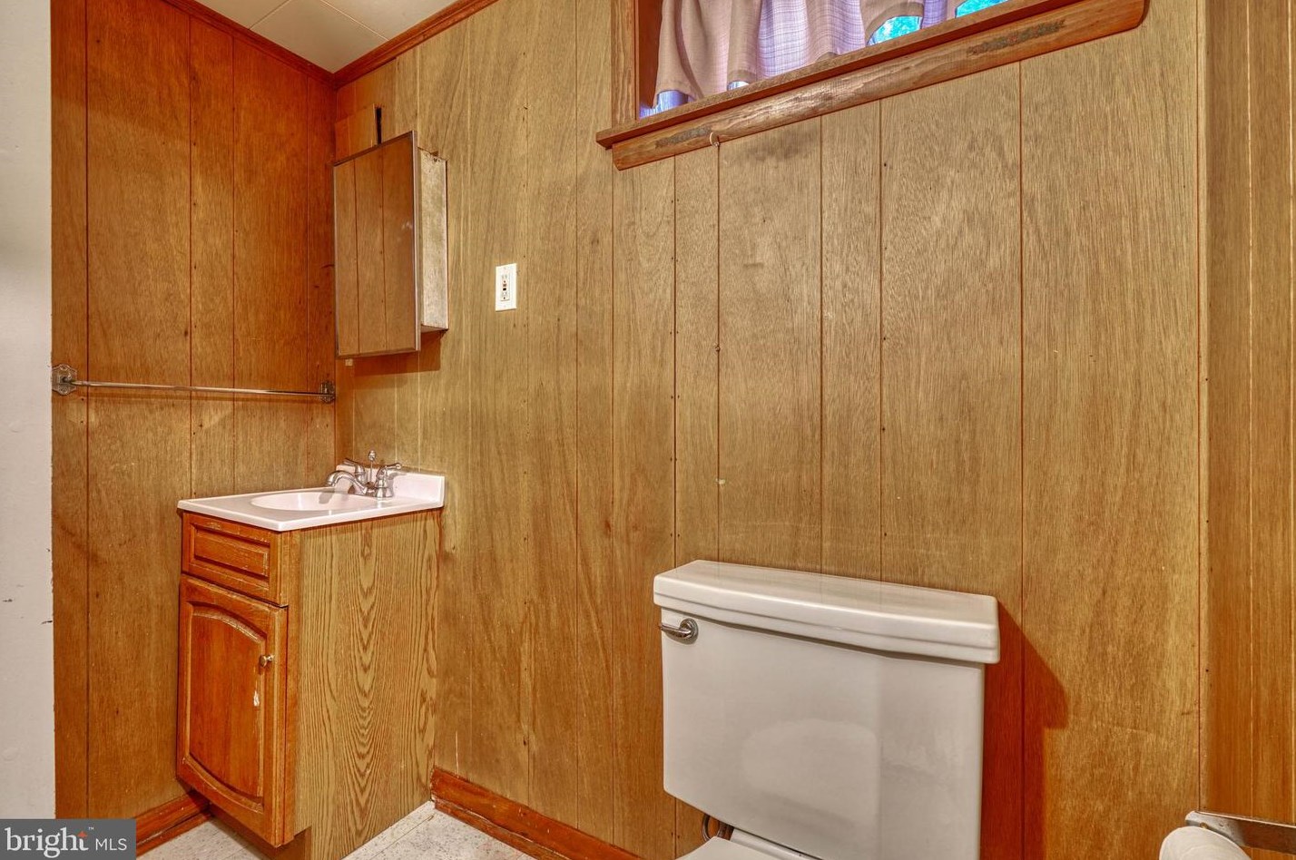 5401 Pembroke Ave, Baltimore MD  21207-6165 exterior