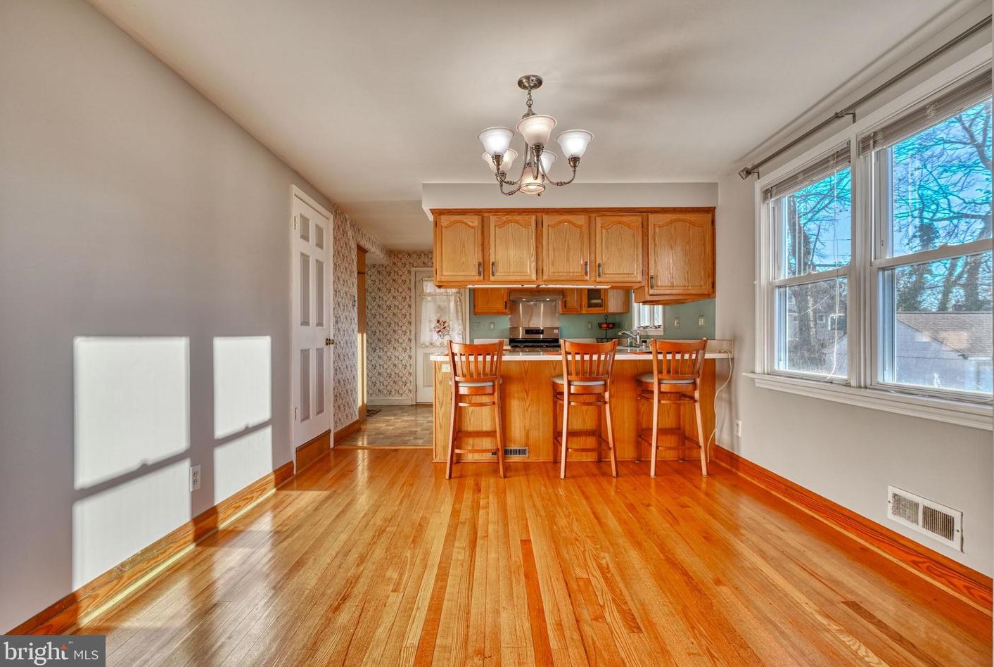 5401 Pembroke Ave, Baltimore MD  21207-6165 exterior