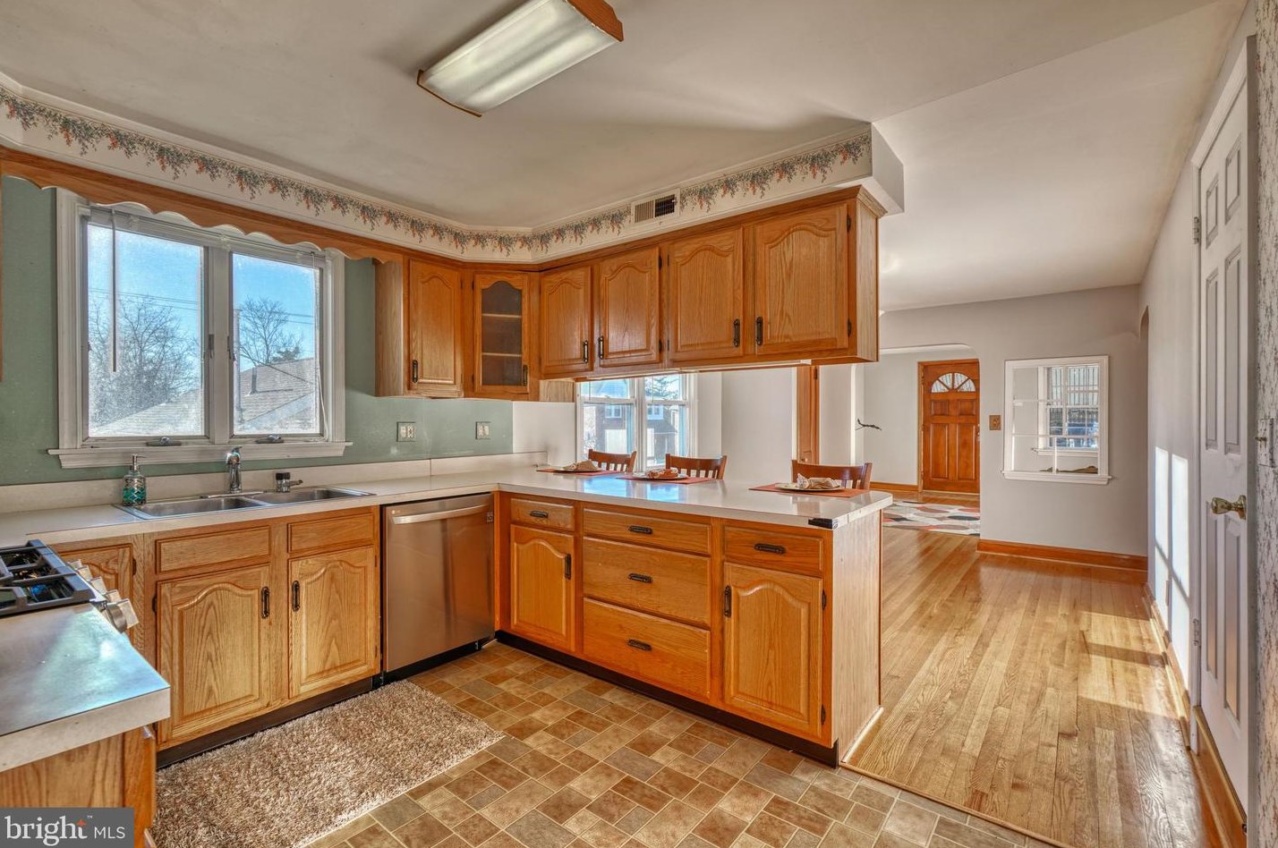 5401 Pembroke Ave, Baltimore MD  21207-6165 exterior