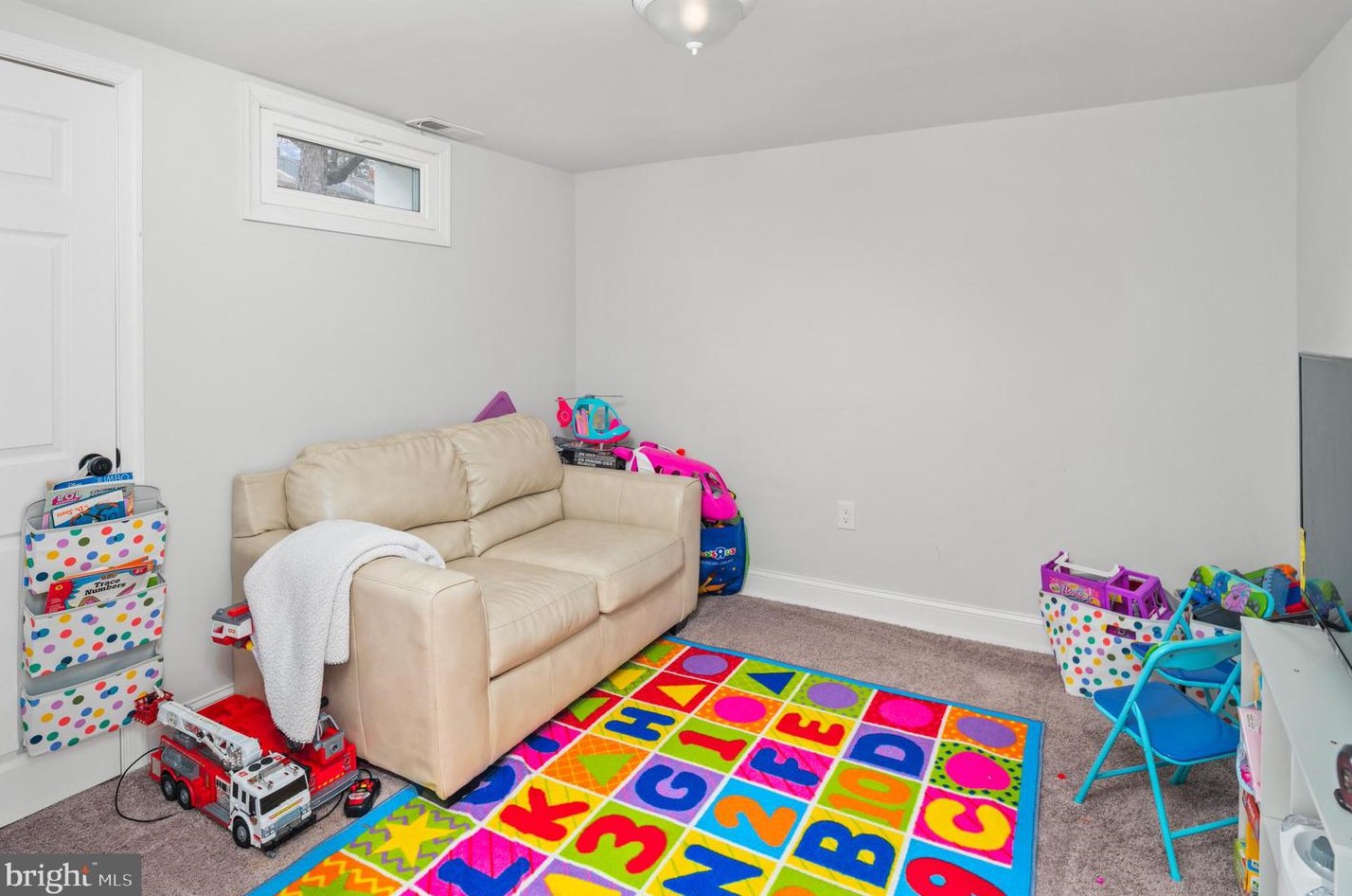 1549 Winston Ave, Baltimore MD  21239-4006 exterior