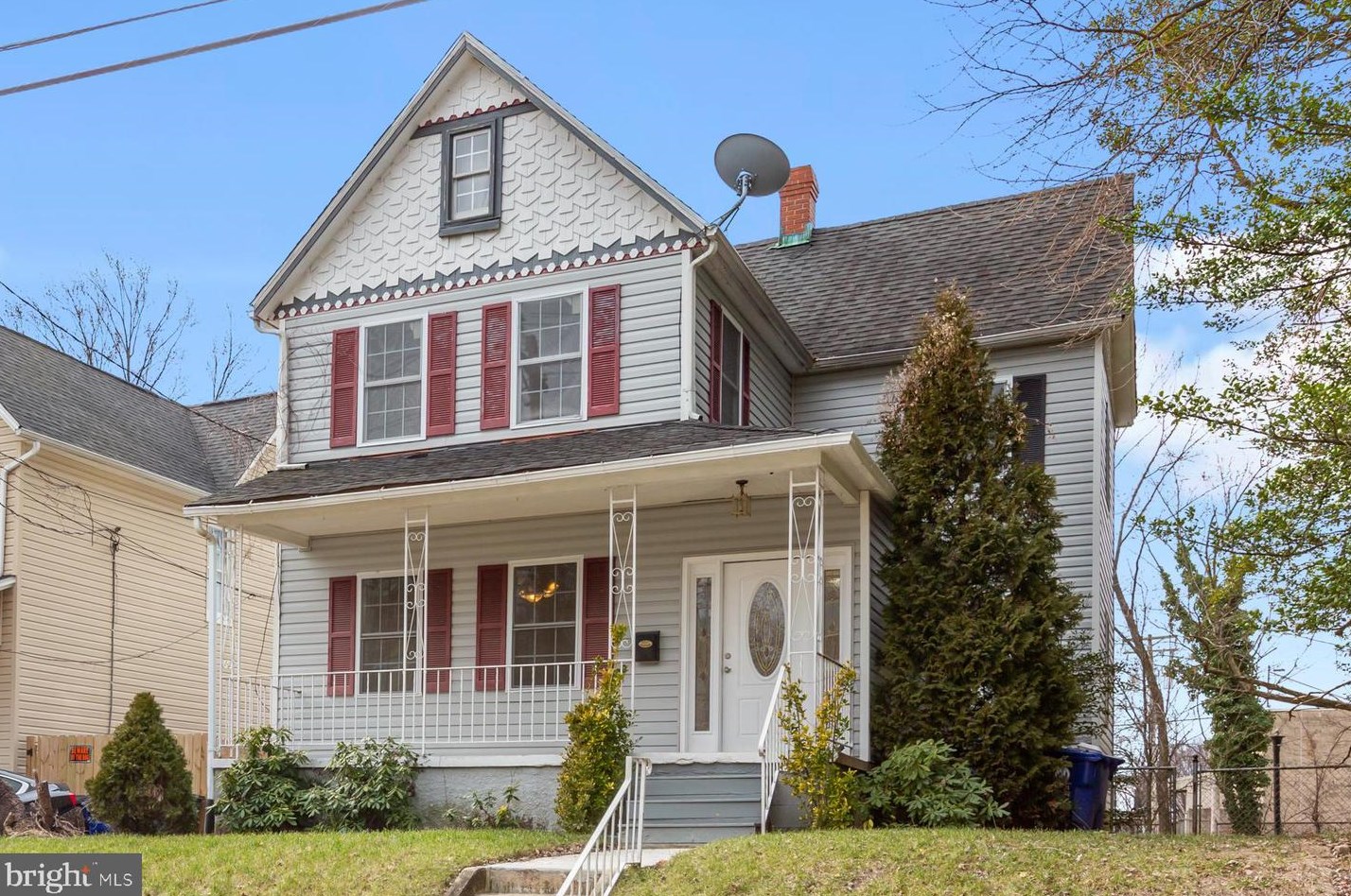 4221 Lasalle Ave, Baltimore, MD 21206-4232