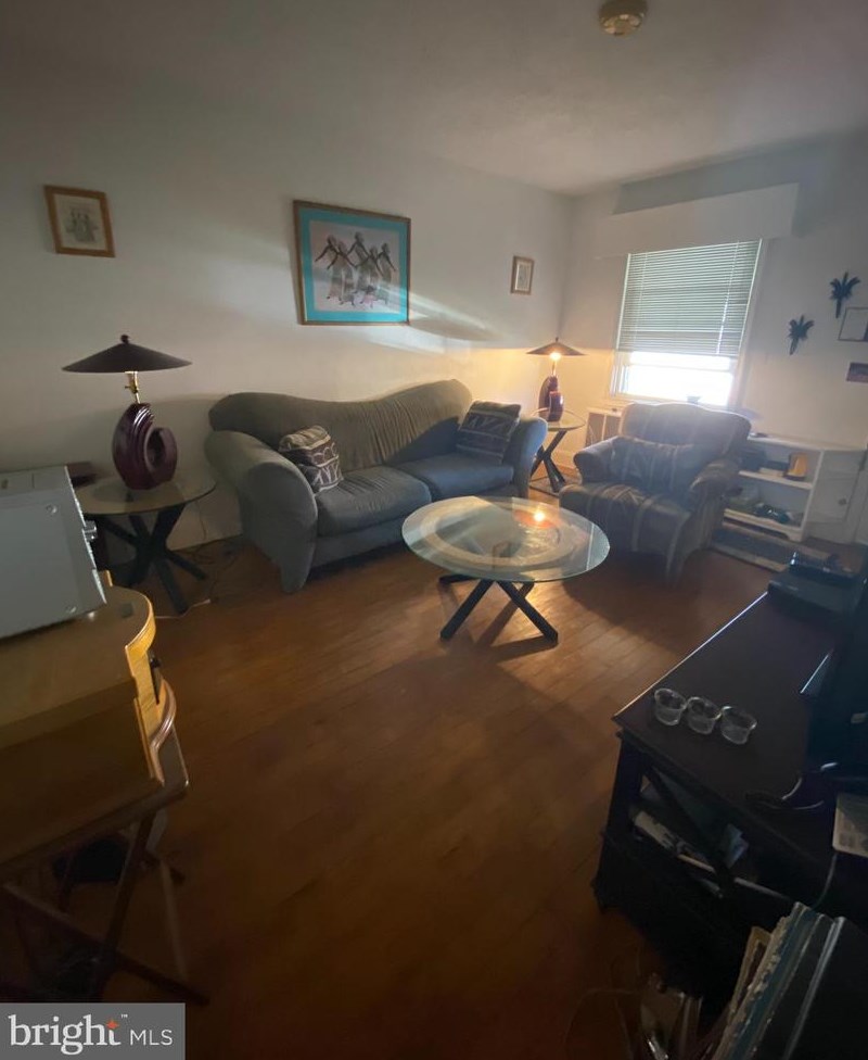 4230 Evans Chapel Rd, Baltimore, MD 21211-1615