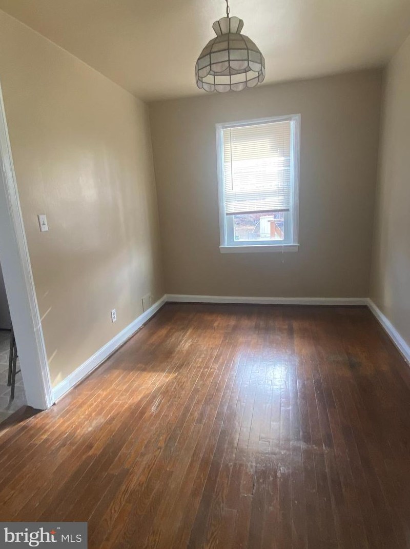 4545 Manorview Rd, Baltimore, MD 21229