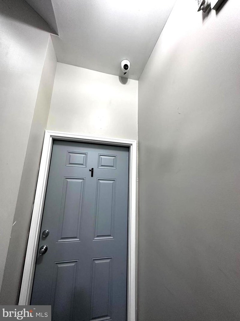 1721 Mcculloh St, Baltimore MD  21217-3527 exterior