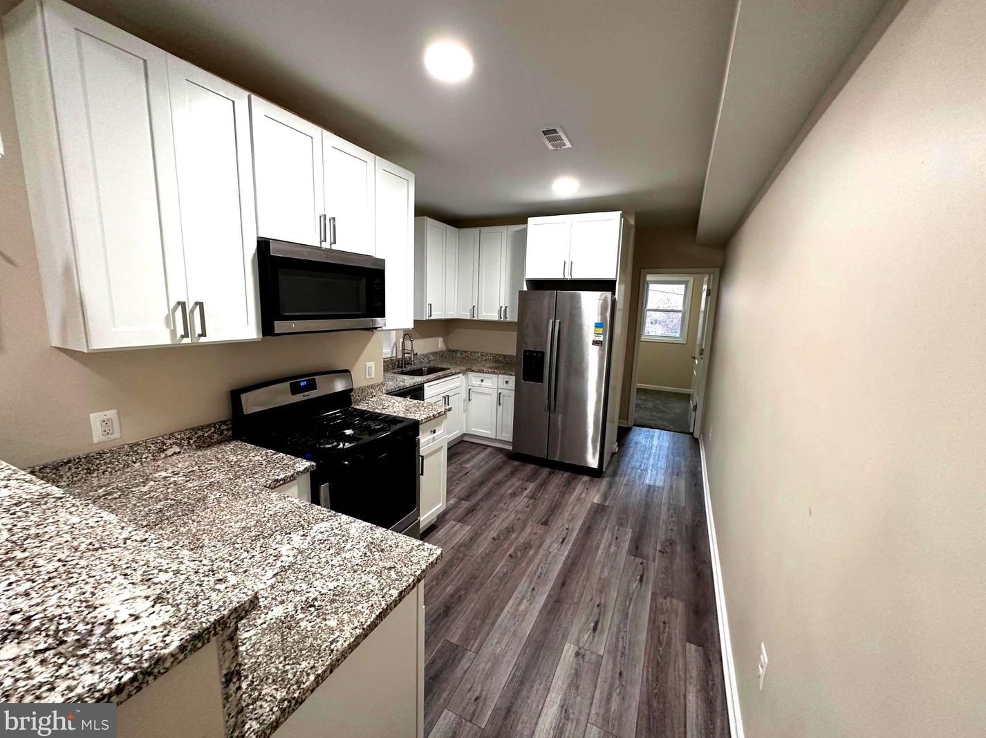 1721 Mcculloh St, Baltimore MD  21217-3527 exterior